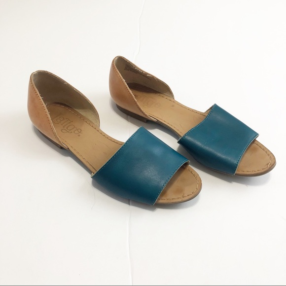 Anthropologie Shoes - Anthropologie Latigo Milly Teal Sandals